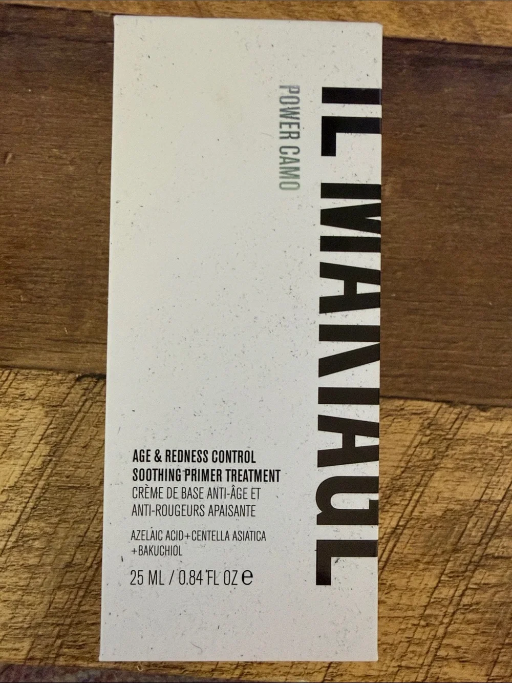 IL MAKIAGE Power Camo Soothing Primer Treatment PLUS kabuki brush